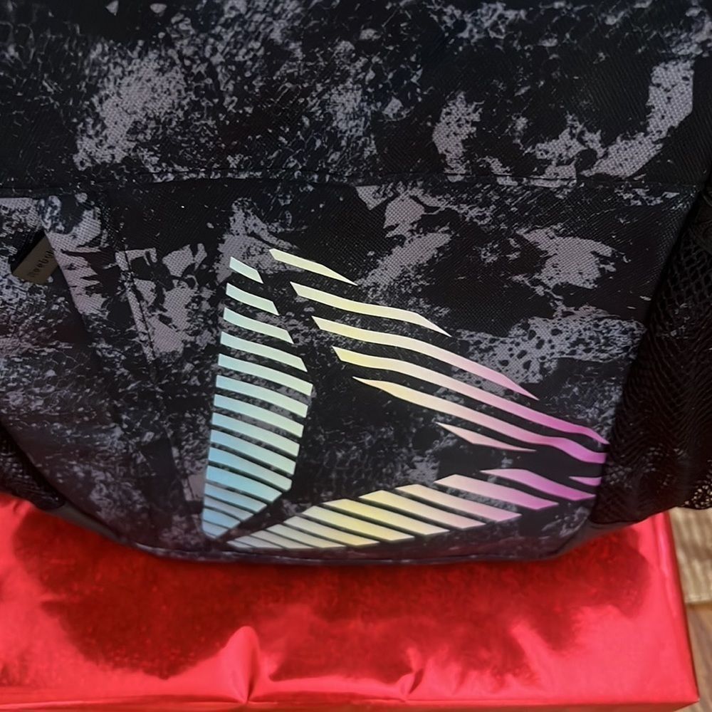 New Reebok Backpack🎒 - Picture 3 of 9